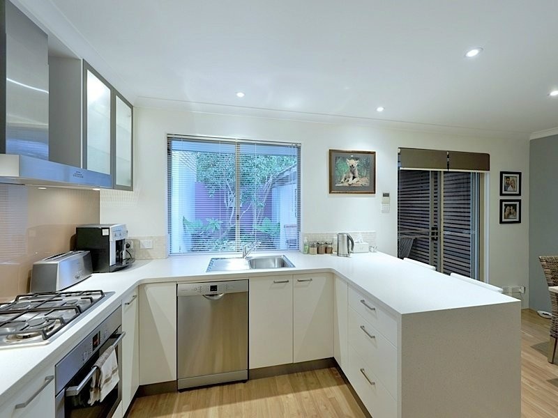 3/2 Grange Road, Claremont WA 6010