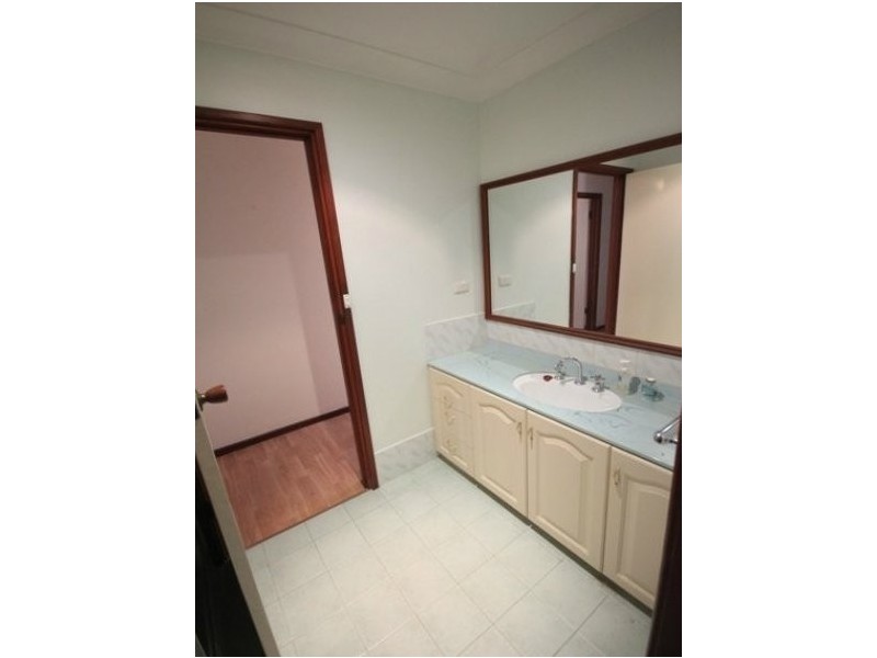 22 Kingsbridge Road, Warnbro WA 6169