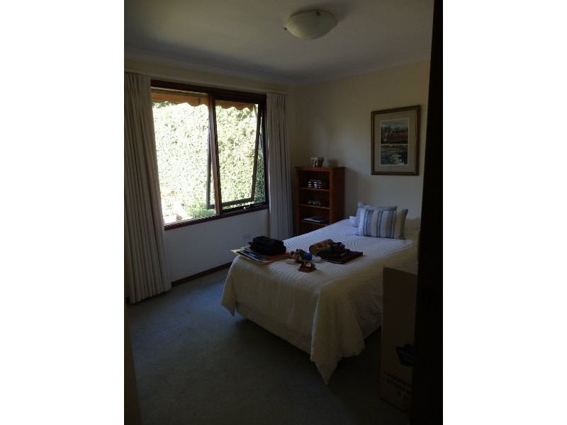 3 Apanie Pl, Westleigh NSW 2120