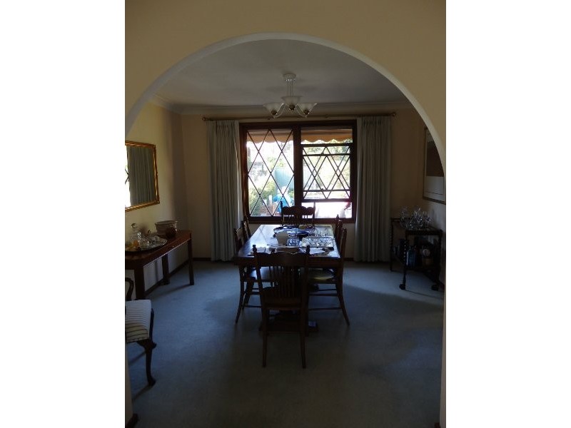 3 Apanie Pl, Westleigh NSW 2120