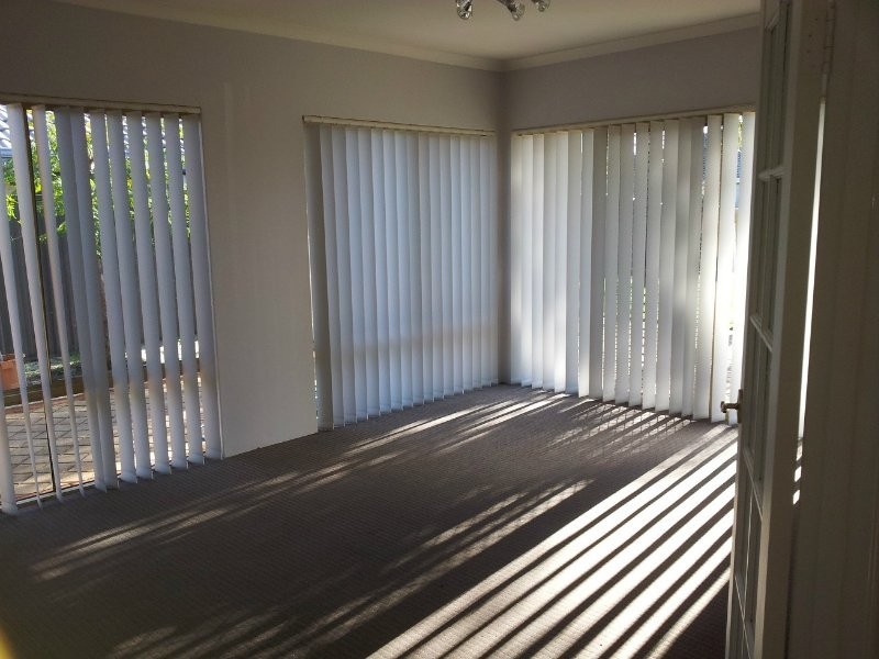 3 Rosemary Street, Wattle Grove WA 6107