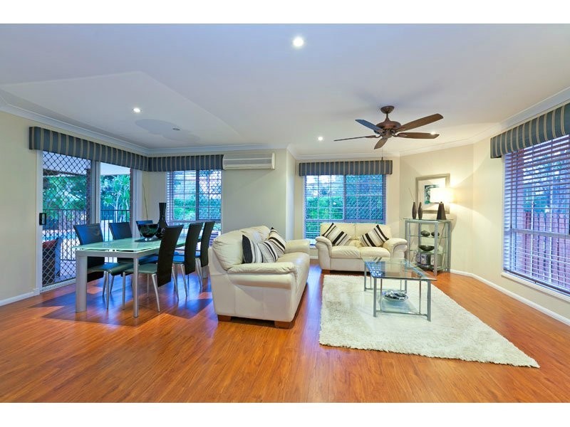 21 Seagull St, Victoria Point QLD 4165