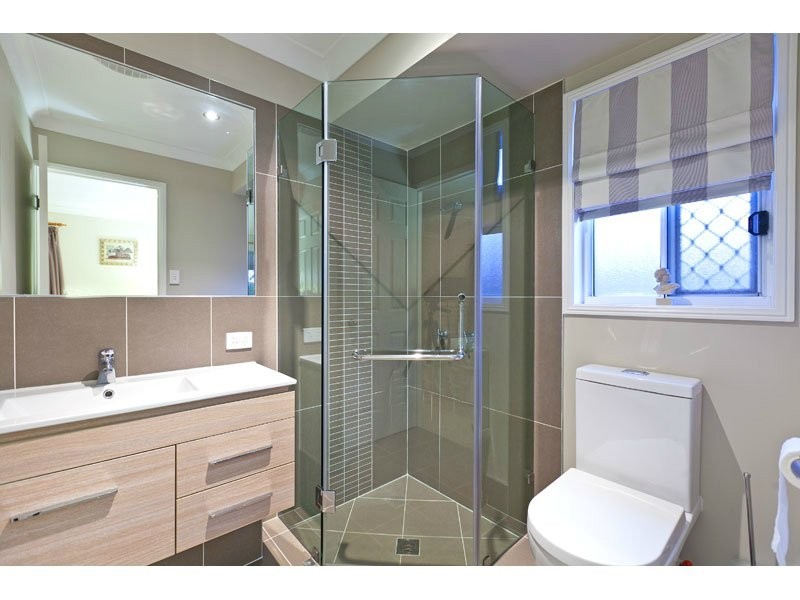 21 Seagull St, Victoria Point QLD 4165