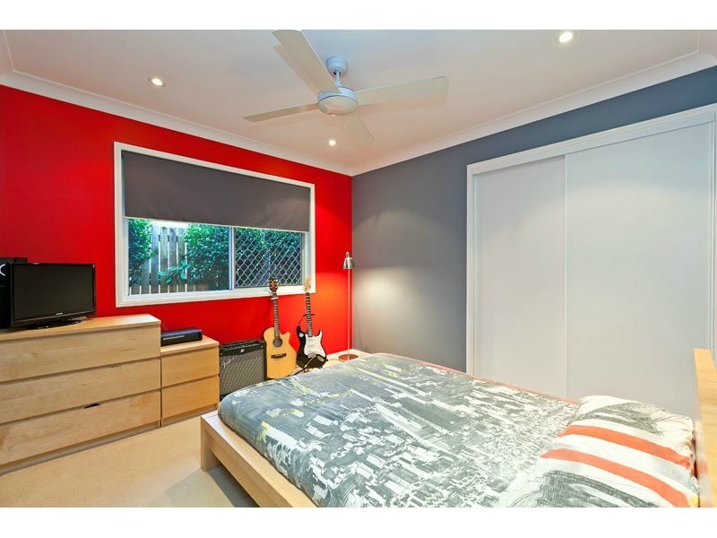 21 Seagull St, Victoria Point QLD 4165