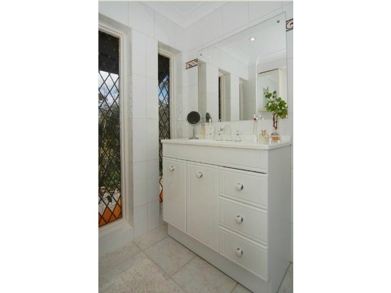 20 Kinnane Crescent, Pasadena SA 5042