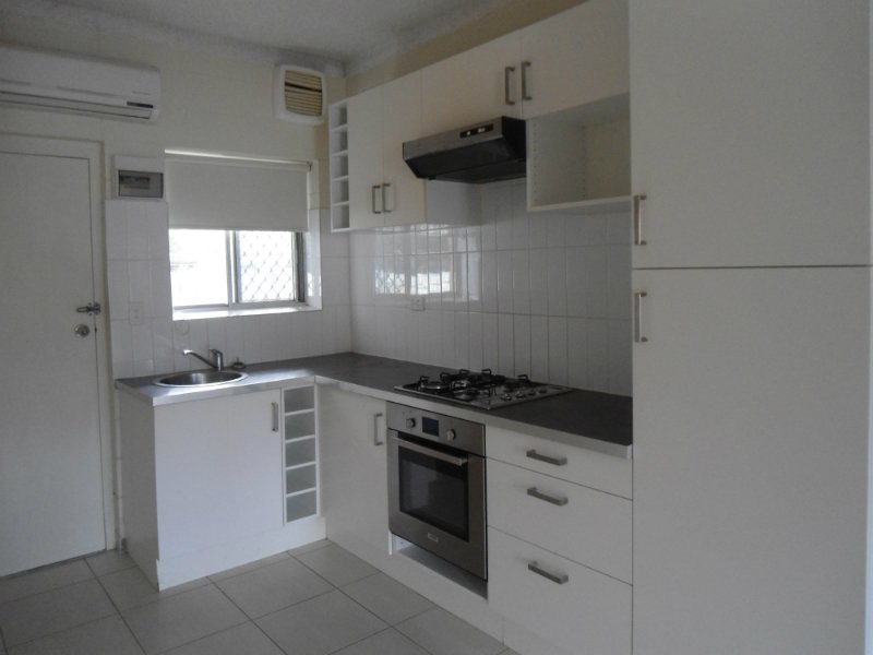 9/2 Emerson Road, Black Forest SA 5035