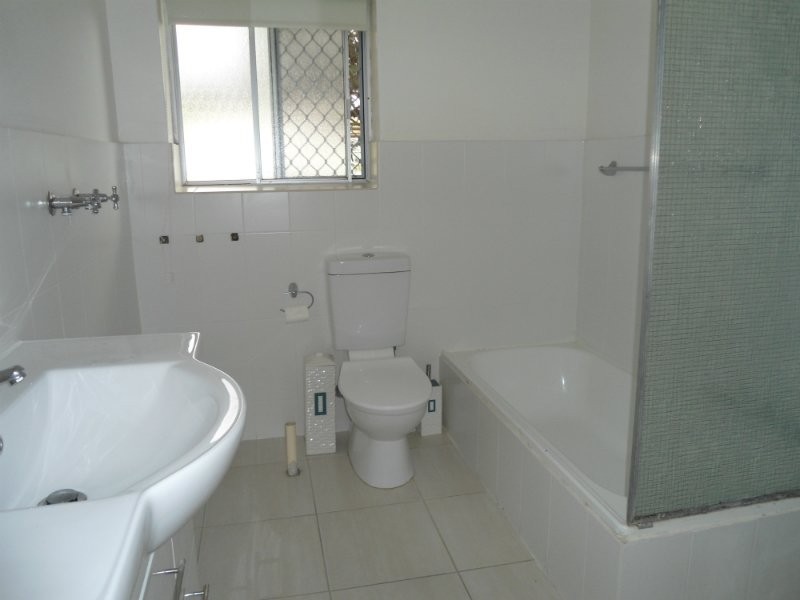 9/2 Emerson Road, Black Forest SA 5035