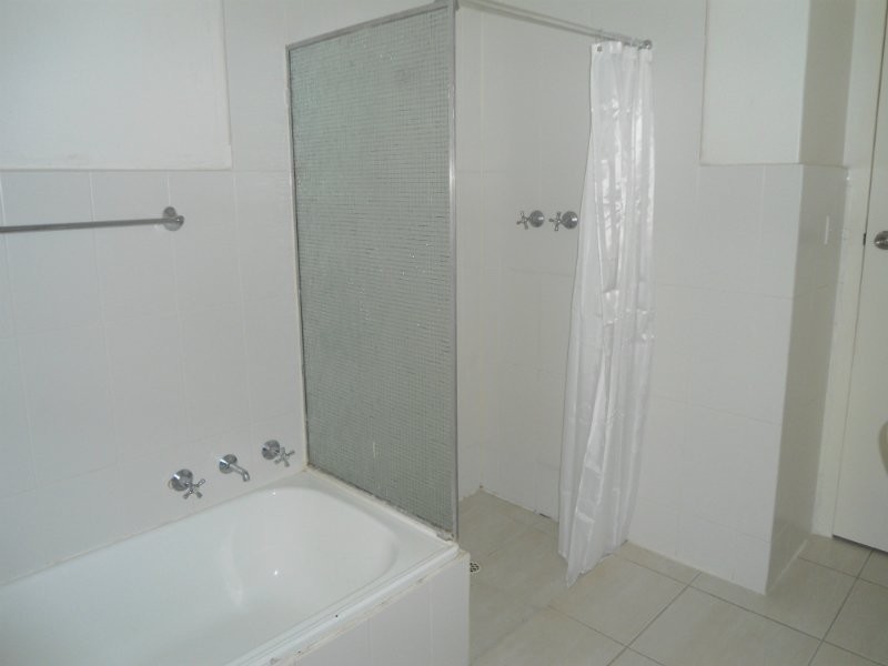 9/2 Emerson Road, Black Forest SA 5035