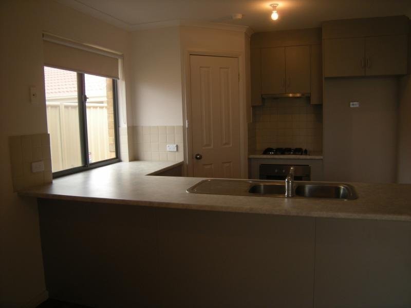 38 Arcadia Drive, Smithfield SA 5114