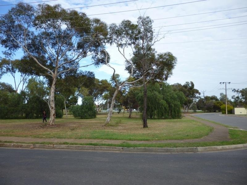 2 Derrilin Road, Ingle Farm SA 5098