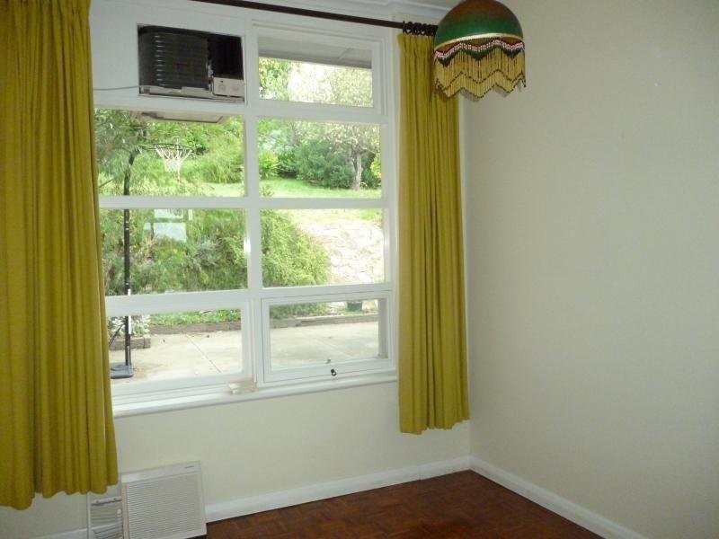 12 Robinson Avenue, Beaumont SA 5066