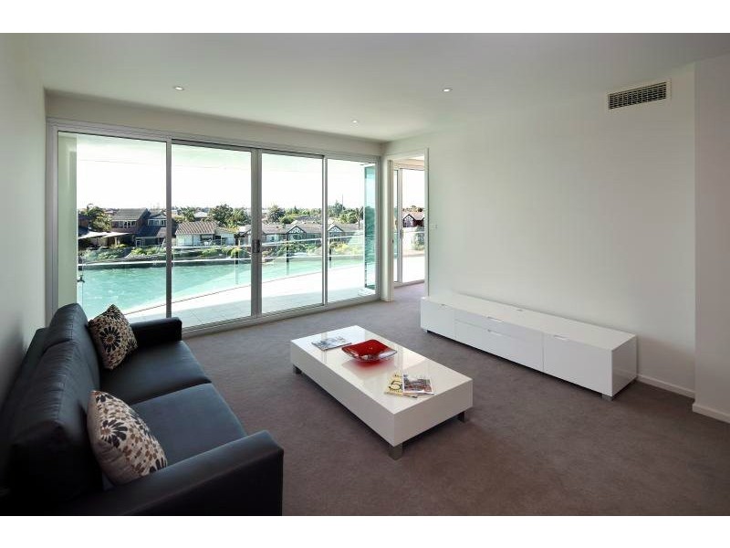 21/155 Brebner Drive, West Lakes SA 5021