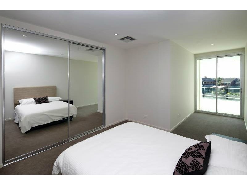 21/155 Brebner Drive, West Lakes SA 5021