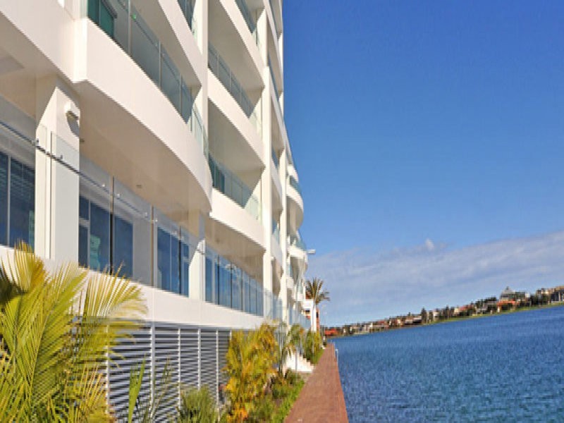 46/155 Brebner Drive, West Lakes SA 5021