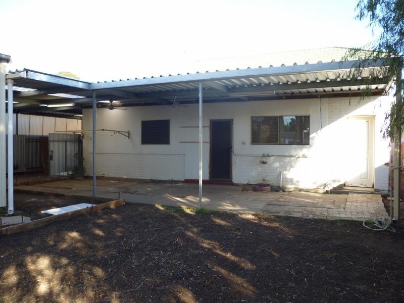 25 Fortisgreen Avenue, Pennington SA 5013