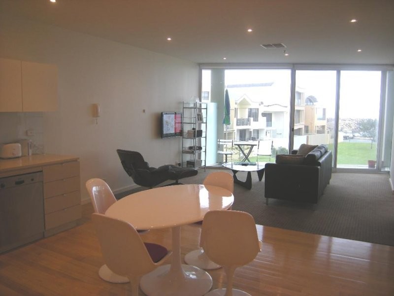 7/1 North Esplanade, Glenelg SA 5045