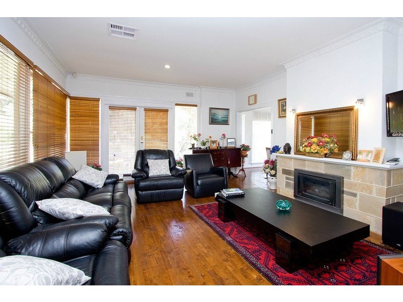 6 Sitters Memorial Drive, Burnside SA 5066