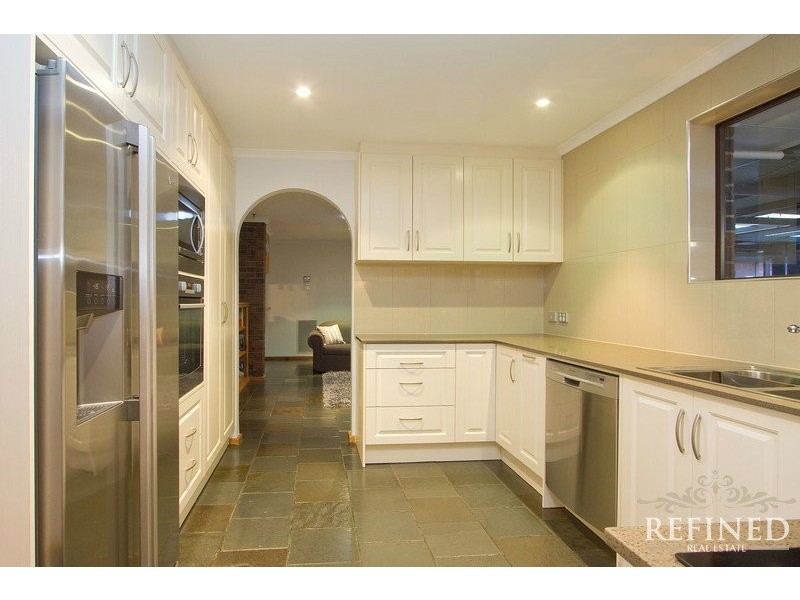 34 Sherwood Avenue, Happy Valley SA 5159