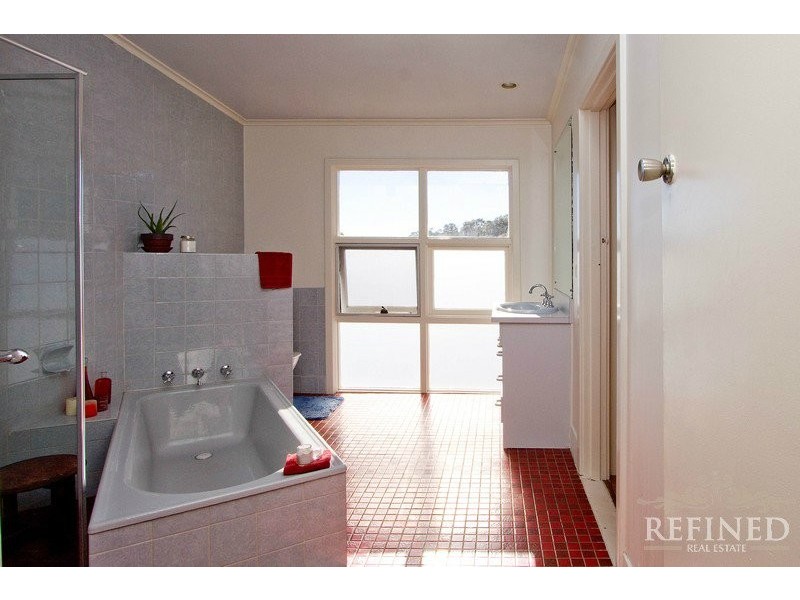 8 Robinson Avenue, Beaumont SA 5066