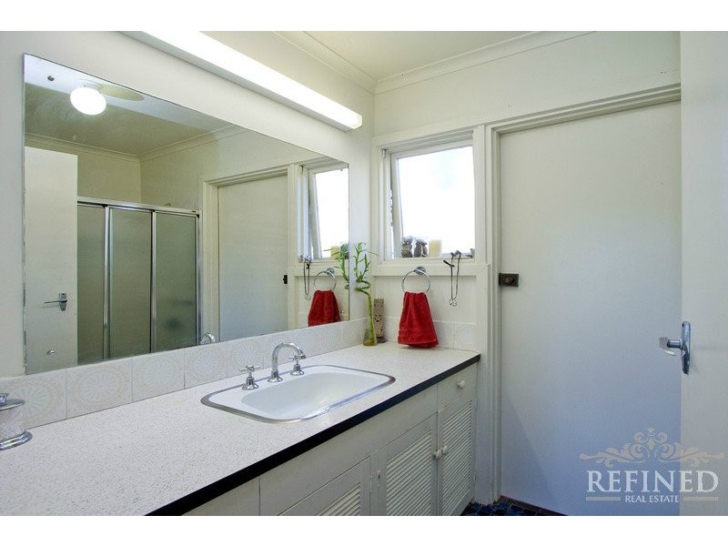 8 Robinson Avenue, Beaumont SA 5066