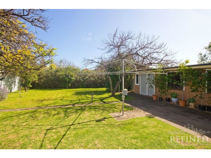 4 Beverley Crescent, Beverley SA 5009