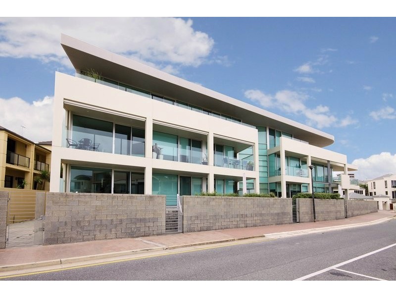 6/1 North Esplanade, Glenelg North SA 5045