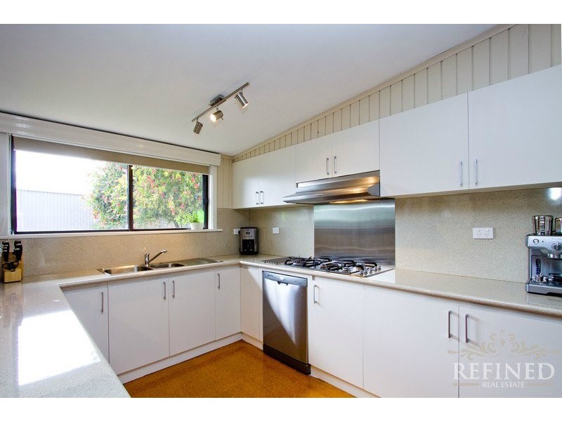 9 Glenton Street, Campbelltown SA 5074