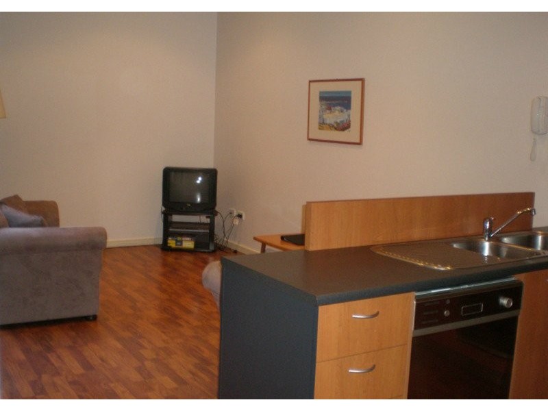 10 Heaslip Close, Adelaide SA 5000