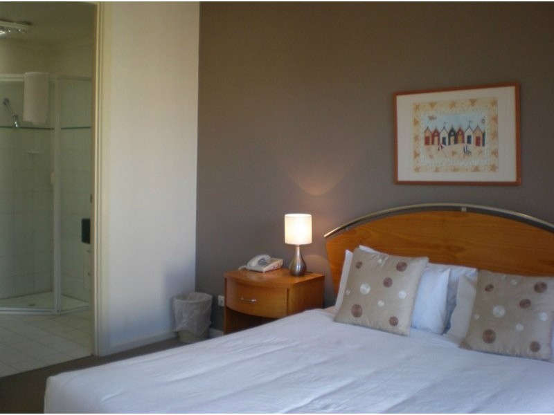 10 Heaslip Close, Adelaide SA 5000