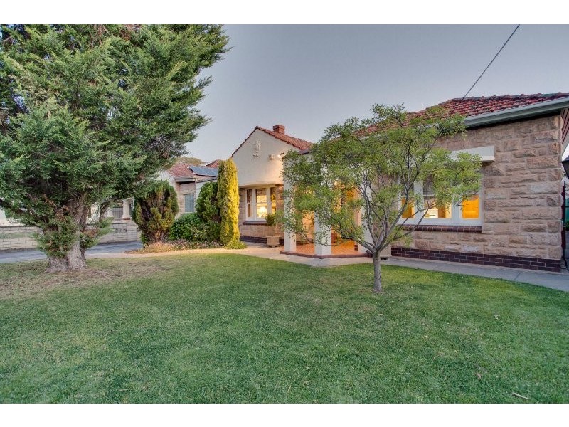 4 Naldera Street, Glandore SA 5037