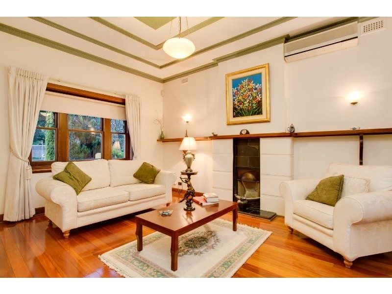 4 Naldera Street, Glandore SA 5037