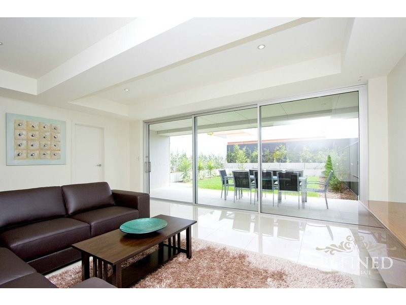 2 Burns Street, Glenelg SA 5045