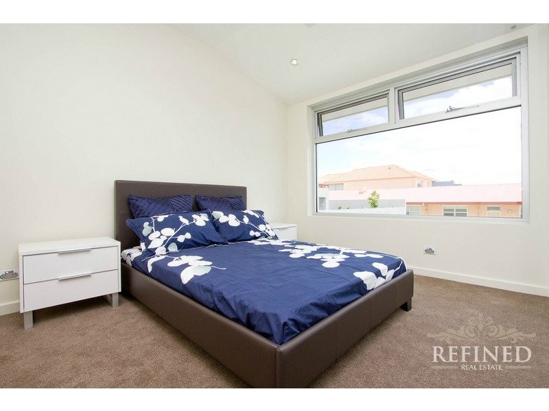 2 Burns Street, Glenelg SA 5045