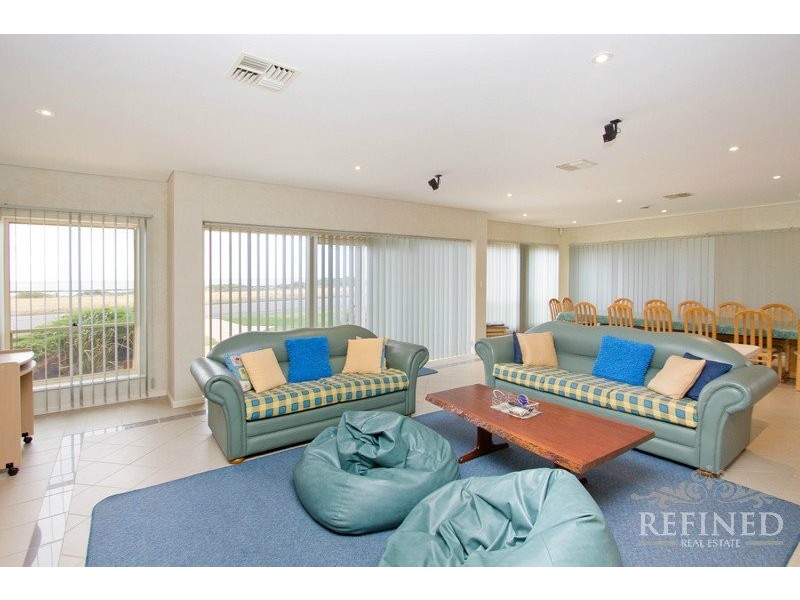 58 The Esplanade, Port Willunga SA 5173
