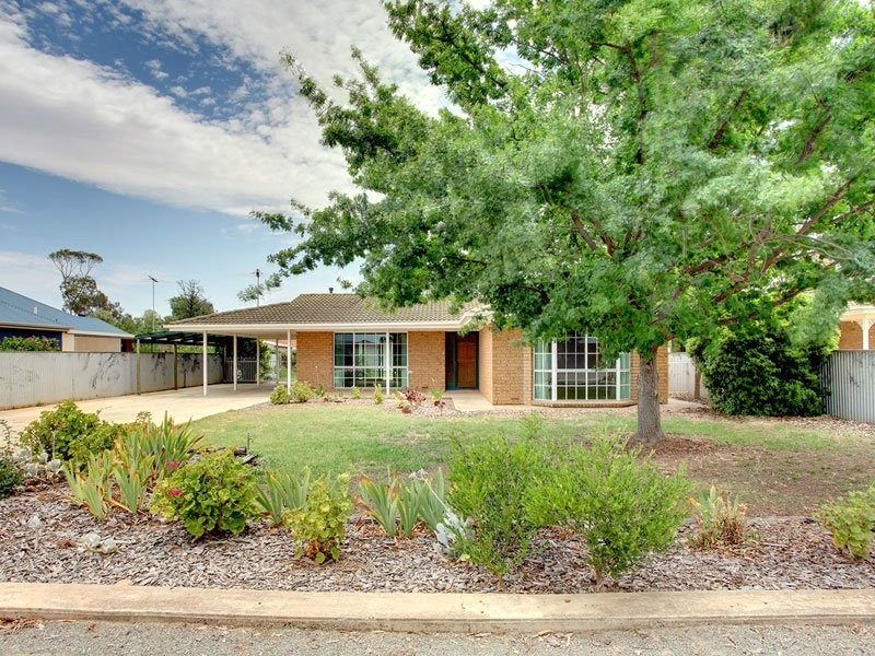 19 Roberts Ave, Balaklava SA 5461