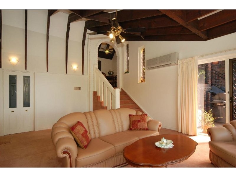 20 Kinnane Crescent, Pasadena SA 5042