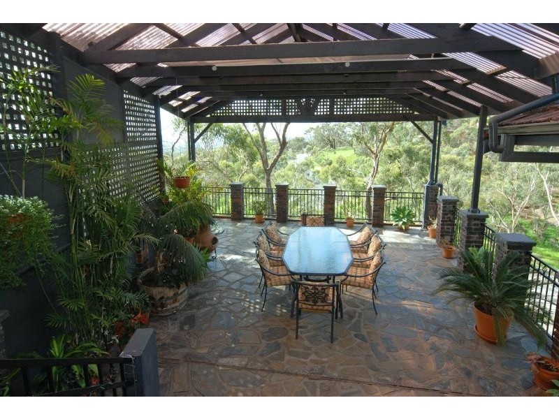 20 Kinnane Crescent, Pasadena SA 5042