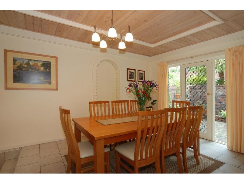 20 Kinnane Crescent, Pasadena SA 5042