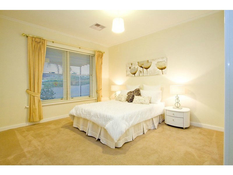 13 Inverness Avenue, St Georges SA 5064