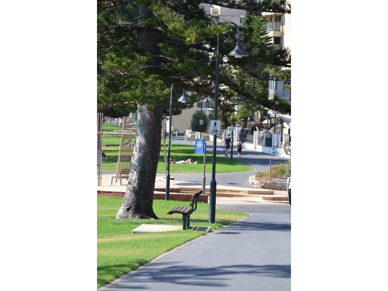 12A Robert Street, Glenelg South SA 5045