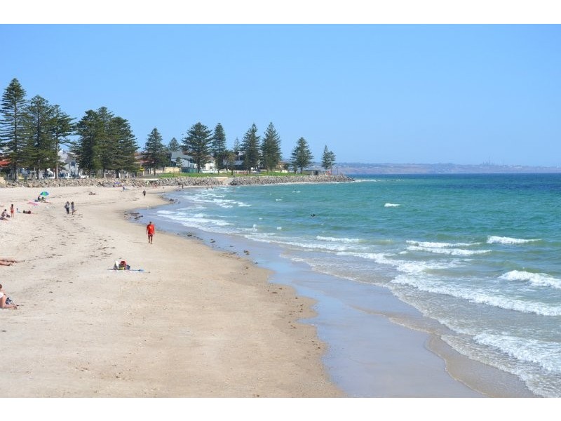 12A Robert Street, Glenelg South SA 5045