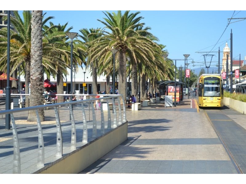 12A Robert Street, Glenelg South SA 5045