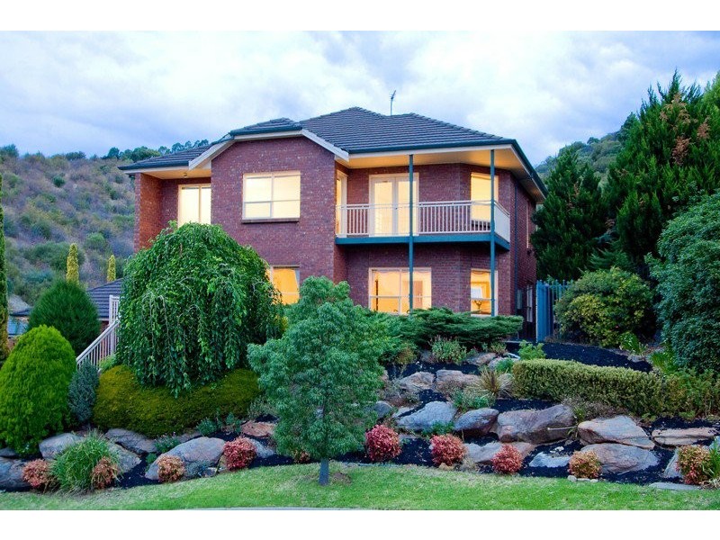 16 Travers Drive, Beaumont SA 5066