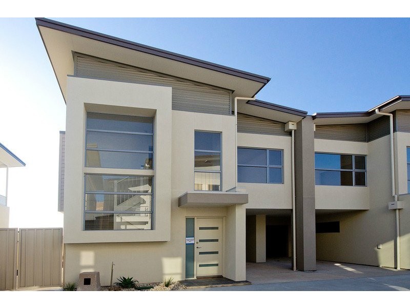 64 Serafino Dr, Noarlunga Downs SA 5168