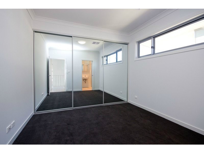 64 Serafino Dr, Noarlunga Downs SA 5168