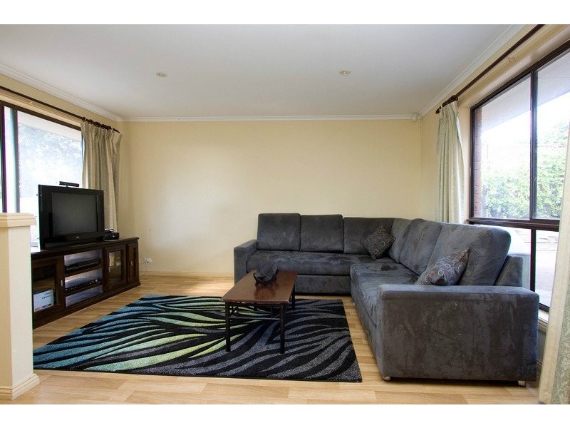 6 Beresford Avenue, Christie Downs SA 5164