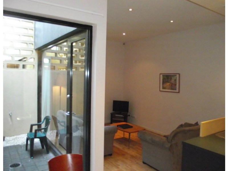 7 Sparman Close, Adelaide SA 5000