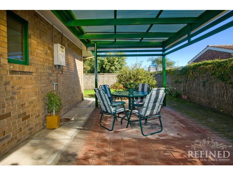 8 Harbour Court, West Lakes SA 5021