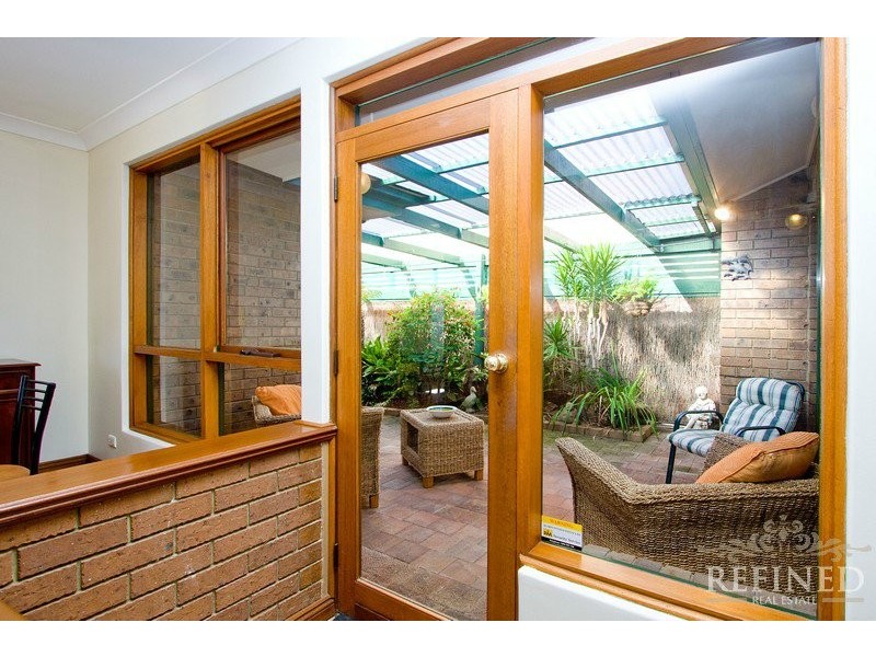 8 Harbour Court, West Lakes SA 5021