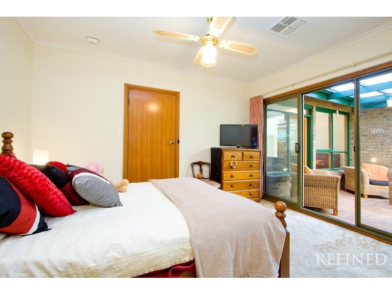 8 Harbour Court, West Lakes SA 5021